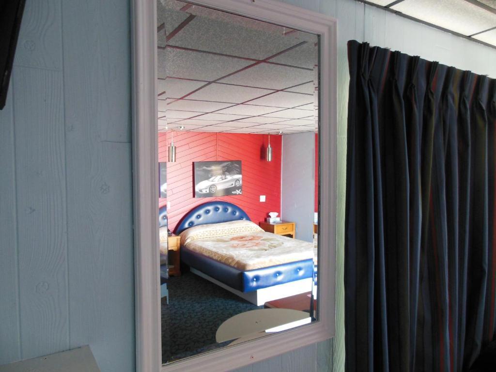 Motor Court Motel ロンドン エクステリア 写真